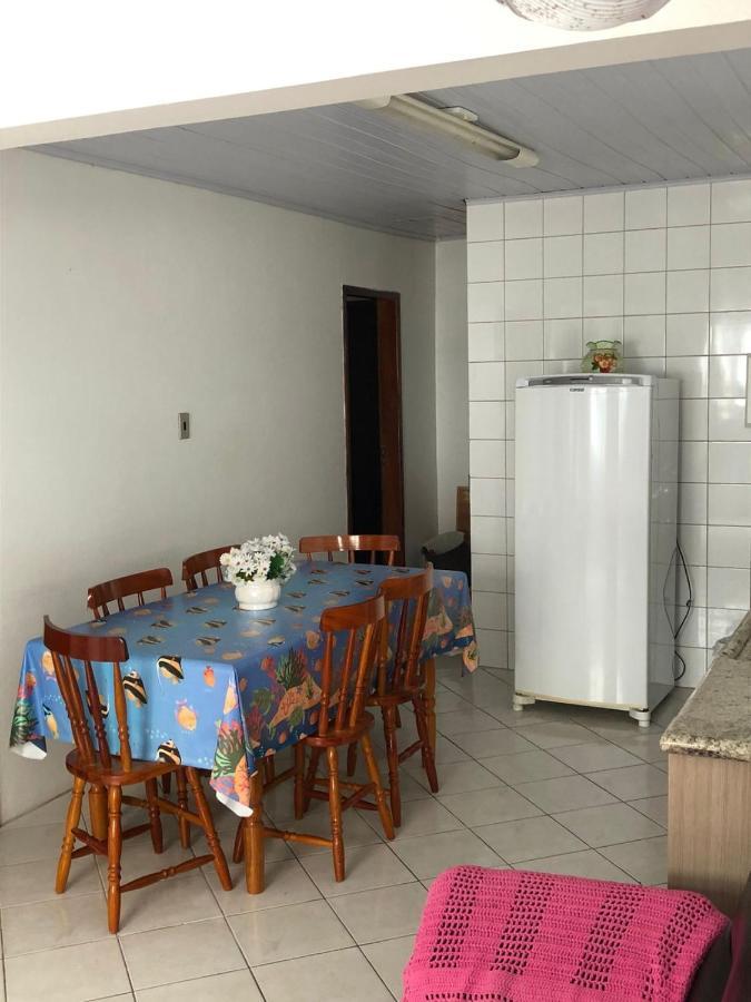 Casa Praia Em בומבינאס מראה חיצוני תמונה